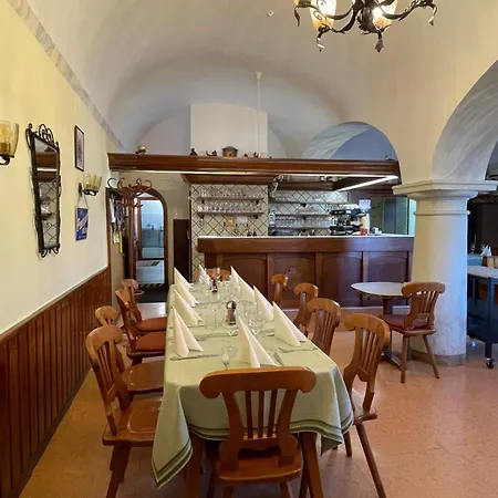 Zur Goldenen Krone *
