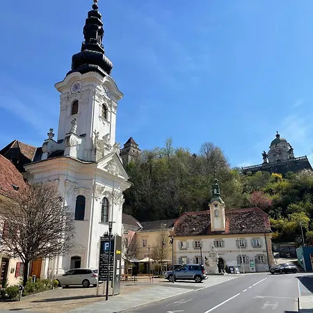Zur Goldenen Krone * Ehrenhausen