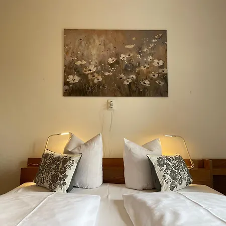 Zur Goldenen Krone Värdshus Ehrenhausen